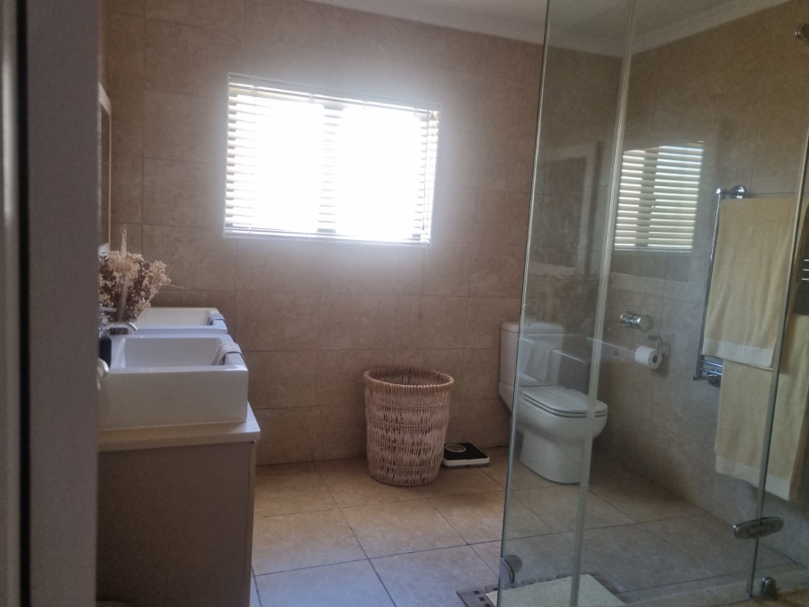 3 Bedroom Property for Sale in Baronetcy Estate Western Cape